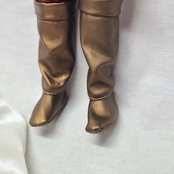 Barbie Ken As "Princess and the Pauper King Dominic Plus Extra Outfit - Picture 7 of 12